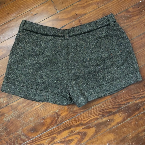 D&G Dolce Gabbana Shorts - Picture 2 of 4